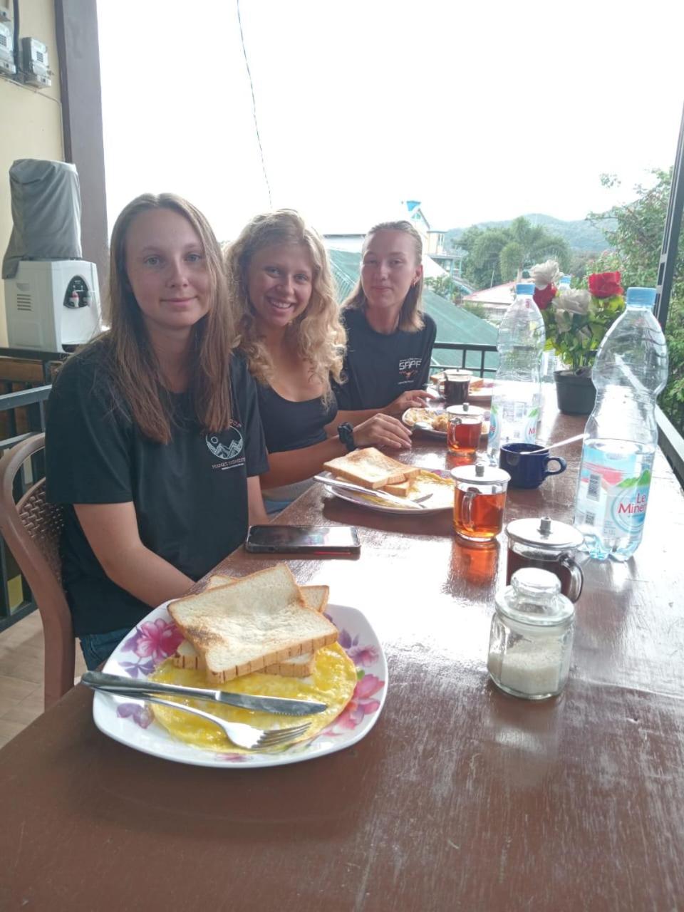 De Credo Hotel Labuan Bajo Eksteriør billede